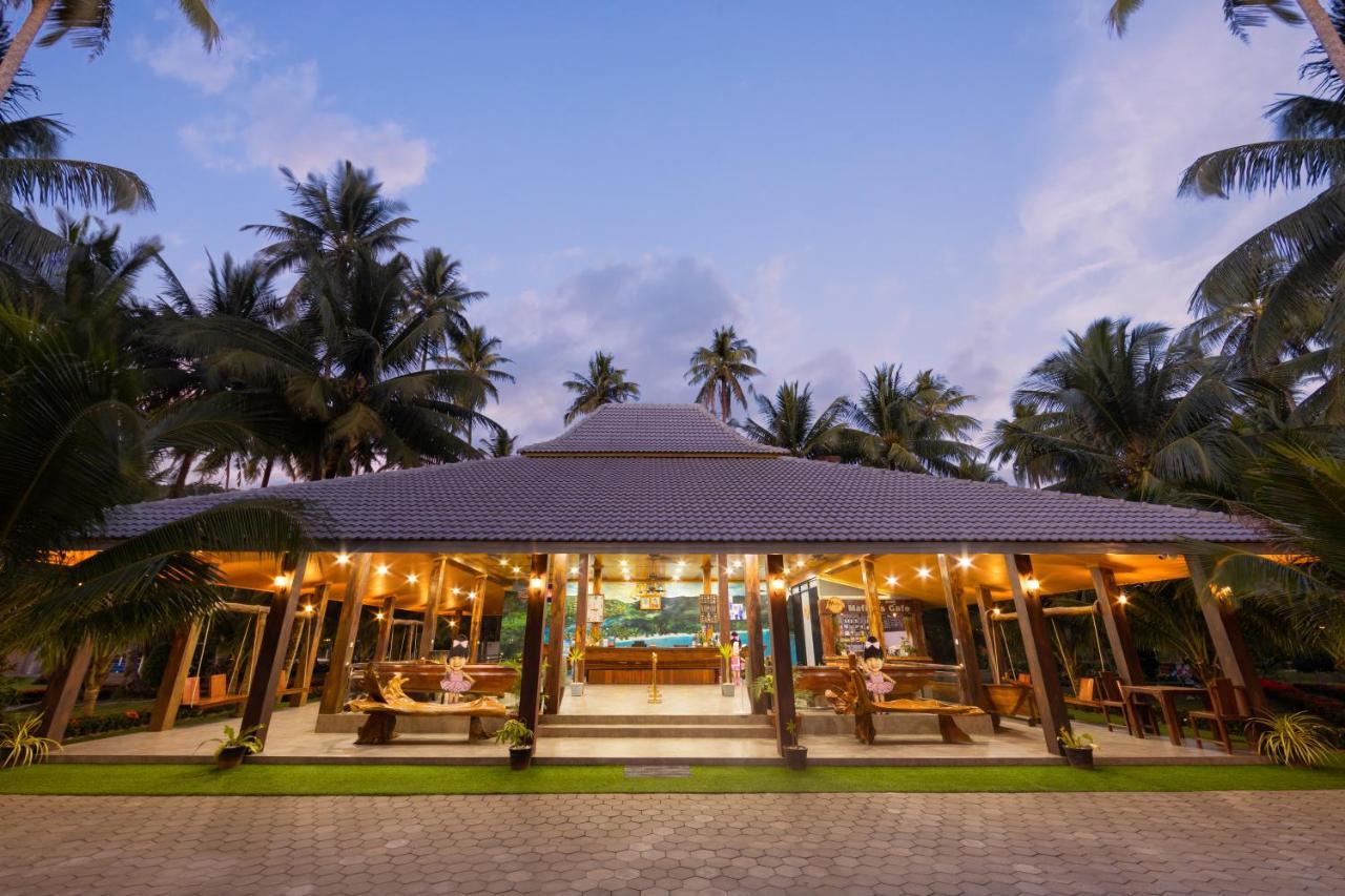Mafiya Resort Thansour beach Exterior photo